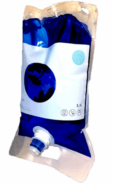 ECOBAG SYSTEM CHLORINE CLEANER ULTRA+ es un limpiador higienizante ultra concentrado a base de cloro activo, formulado para la limpieza profunda y desinfección de superficies lavables en cocinas profesionales, colectividades e industrias alimentarias. Actúa eficazmente contra grasas, materia orgánica y contaminantes microbiológicos, dejando las superficies limpias, higienizadas y sin olores persistentes. Especialmente indicado para suelos, paredes, mesas de trabajo y zonas críticas. El sistema ECOBAG permite una dosificación segura, precisa y sostenible, reduciendo el impacto ambiental y mejorando la operativa profesional. Venta exclusiva para profesionales. Producto de uso profesional, no apto para uso doméstico.