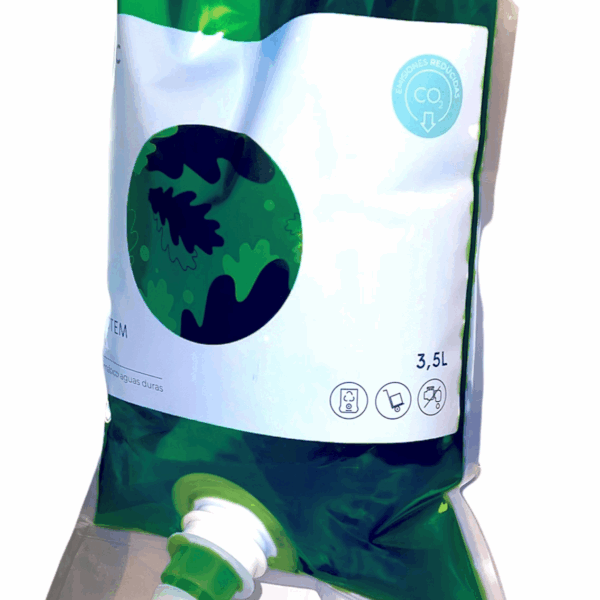 ECOBAG SYSTEM CROQUERY NEUTRA ULTRA+ es un detergente manual pH neutro ultraconcentrado, especialmente formulado para el lavado de vajilla delicada y superficies que requieren una limpieza suave pero eficaz. Su pH neutro preserva las manos del operario y la integridad de los utensilios, a la vez que elimina grasas y residuos sin dañar las superficies. Perfecto para entornos donde se prioriza la protección de los materiales y la seguridad del personal. Sistema ECOBAG para dosificación segura y eficiente. Venta exclusiva para profesionales. Producto de uso profesional, no apto para uso doméstico.
