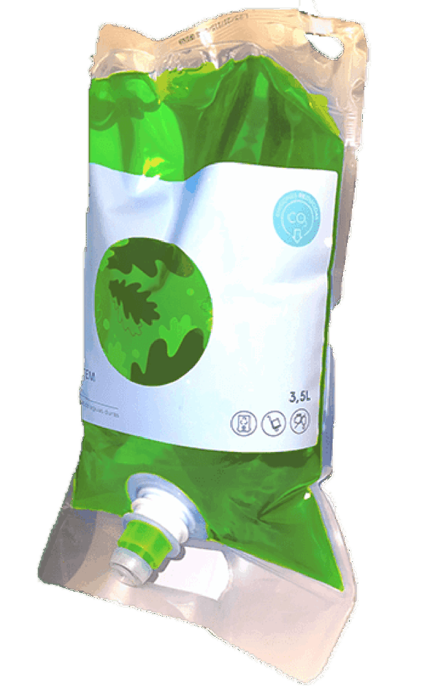 ECOBAG SYSTEM F&S APPLE ULTRA+ es un limpiador multiusos ultra concentrado con perfume de manzana, ideal para la limpieza diaria de suelos y superficies lavables. Elimina eficazmente suciedad general, grasa ligera y restos orgánicos, dejando un aroma fresco y duradero. Recomendado para entornos profesionales como oficinas, centros educativos, hostelería y colectividades. Sistema ECOBAG para dosificación precisa, limpia y sostenible. Venta exclusiva para profesionales. Producto de uso profesional, no apto para uso doméstico.