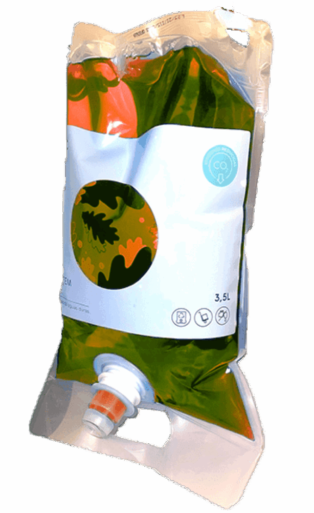 ECOBAG SYSTEM POWER ULTRA+ es una base alcalina concentrada diseñada para reforzar la acción detergente en procesos de limpieza profesional. Su fórmula actúa elevando el pH del baño de lavado, facilitando la eliminación de grasas difíciles, proteínas y suciedad orgánica. Especialmente eficaz en combinación con detergentes principales en entornos de lavandería, industria alimentaria y limpieza general técnica. Sistema ECOBAG para dosificación segura y sostenible. Venta exclusiva para profesionales. Producto de uso profesional, no apto para uso doméstico.